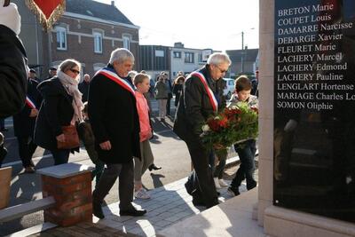 2019 11 10 Ceremonie monument aux morts Neuve-Chap